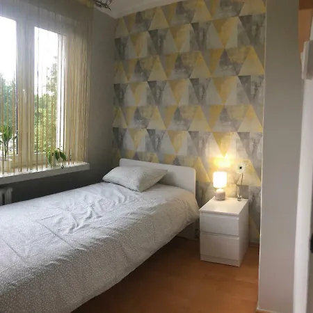 Apartman Duze Mieszkanie W Zielonej Okolicy, 6 Km Od Rynku. Krakkó